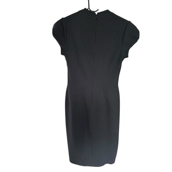 Betsey Johnson Sheath Dress Womens 6 Black Pleated Cap Sleeve V Neck Back Zip - Picture 4 of 9